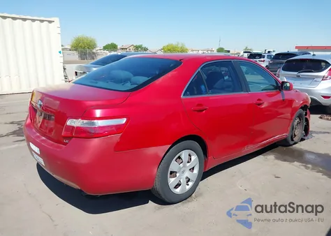 2007 Toyota Camry Le z USA, uszkodzony, nr VIN 4T1BE46K97U183505
